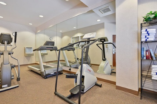 Clubhouse Inn gym